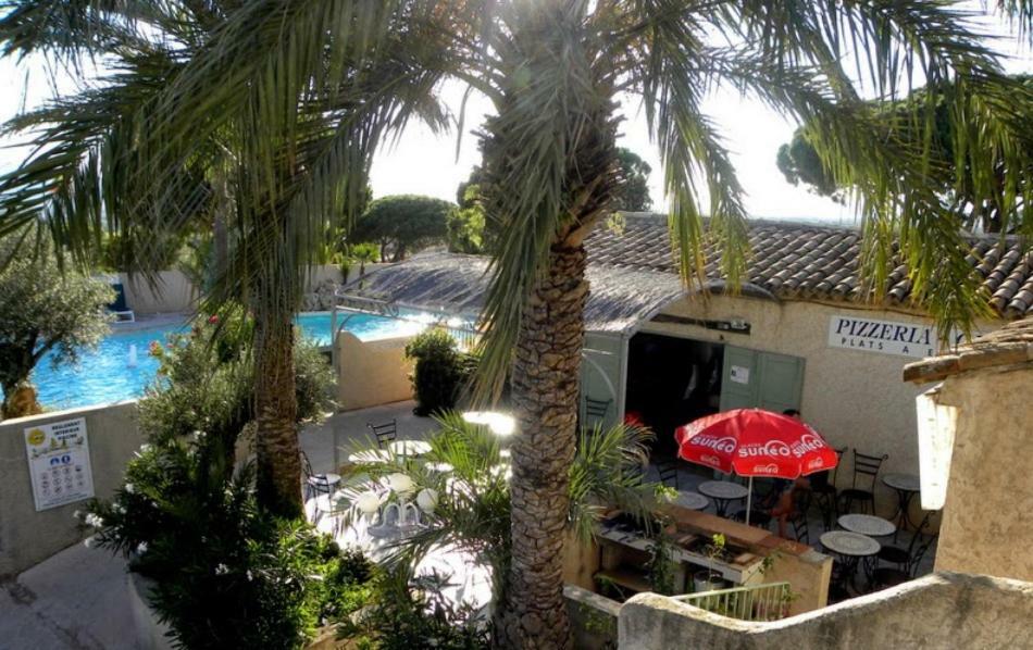 Mobile Home In Frejus, South Of France Bagian luar foto